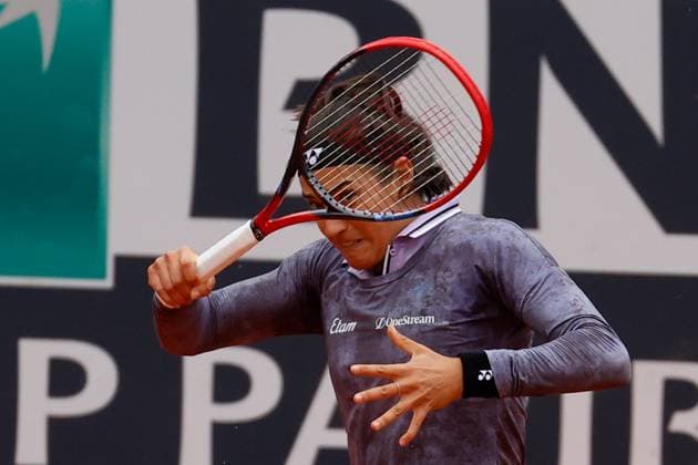 May 13, 2023, Rome, Naples, Italy: Caroline Garcia (FRA) against Camila Osorio (COL) during the 2nd round of ATP, Tennis Herren 1000 in Rome against , Italy, 13 May 2023 Rome Italy - ZUMAl131 20230513_zsp_l131_026 Copyright: xCiroxDexLucax