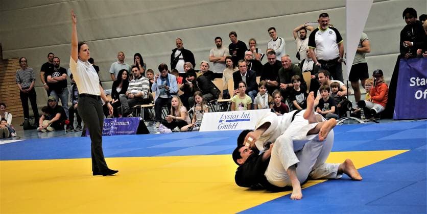 13 05 2023 Offenbach 1 Judo Bundesliga 2023 1 JC Samurai Offenbach vs TSV Abensberg Men Patrick Bitz Samurai vs Saba Inaneishvili Abensberg