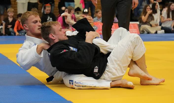 13 05 2023 Offenbach 1 Judo Bundesliga 2023 1 JC Samurai Offenbach vs TSV Abensberg Men Tibo Volleman Samurai vs Patrick Weisser Abensberg