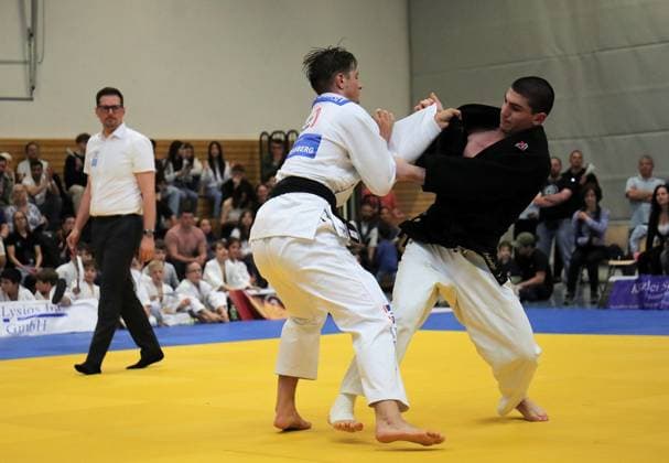 13 05 2023 Offenbach 1 Judo Bundesliga 2023 1 JC Samurai Offenbach vs TSV Abensberg Men Aleksandre Loladze Samurai vs Mihail Latisev Abensberg