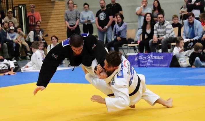 13 05 2023 Offenbach 1 Judo Bundesliga 2023 1 JC Samurai Offenbach vs TSV Abensberg Men Aleksandre Loladze Samurai vs Mihail Latisev Abensberg