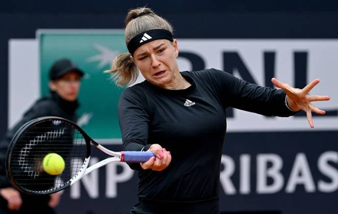 May 14, 2023, ROME: Karolina Muchova of Czech Republic in action during her women s singles third round match against Camila Giorgi of Italy (not pictured) at the Italian Open tennis tournament in Rome, Italy, 14 May 2023. ANSA ETTORE FERRARI Italian Open tennis tournament  - ZUMAa110 20230514_zaf_a110_006 Copyright: xEttorexFerrarix