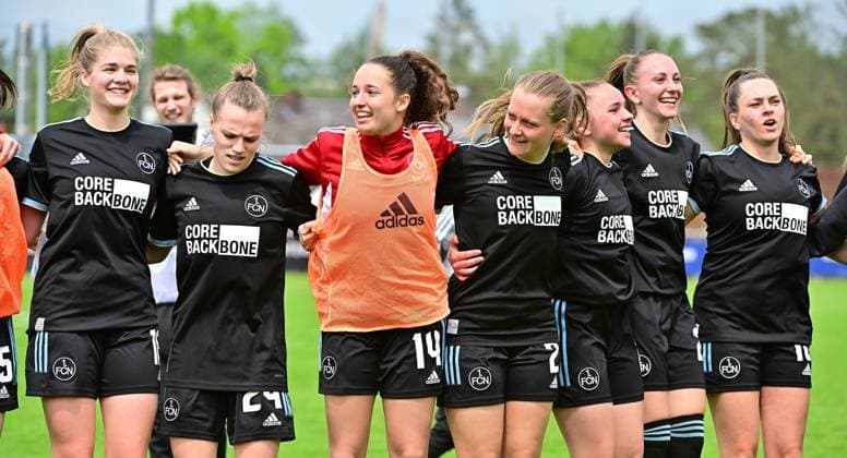 14 05 2023 football women season 2022 2023 2 Bundesliga 24 matchday 1 FC Nürnberg FCN Club 1 FC Köln II Sportfoto Zink MeZi xmexzix regulations prohibit any use of photographs as image sequences and or quasi video cheering joy after end of game Nastassja Lein 24, 1 FC Nürnberg FCN Elena Mühlemann 14, 1 FC Nürnberg FCN Nadja Burkard 22, 1 FC Nürnberg FCN