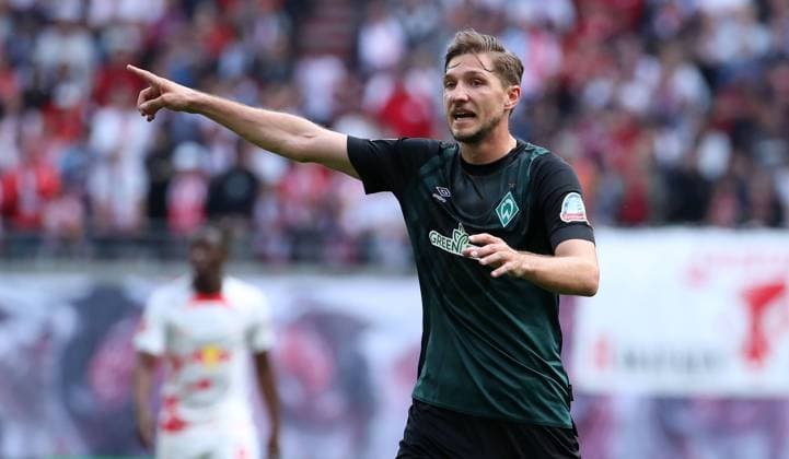 Niklas Stark pointing, gesturing action upper body sports soccer soccer DFL Bundesliga men 32 Spieltag season 2022 2023 14 05 2023 RasenBallsport RB Leipzig RBL vs SV Werder Bremen SVW DFL regulations prohibit any use of photographs as image sequences and or quasi video