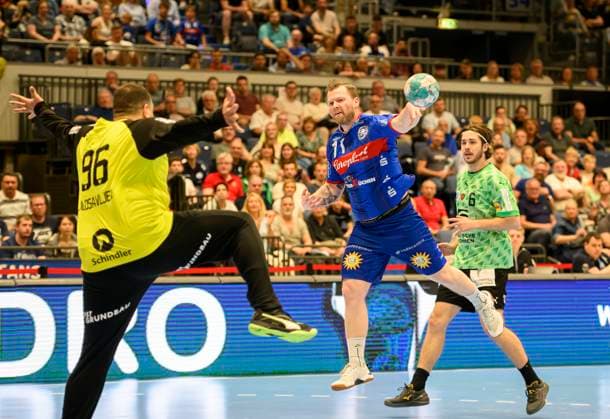 v l goalkeeper Dejan MILOSAVLJEV B , Arnor GUNNARSSON BHC , goal throw, action, duel, Handball 1 Bundesliga, 30 Matchday, Bergischer HC BHC Fuechse Berlin B , on 14 05 2023 in Duesseldorf Germany ÃÂ