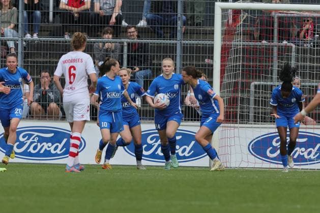 Sport 1 FC Köln vs SV Meppen, football Bundesliga women, Meppen jubilation after Isabella Jaron Meppen equalizes to 1 1 , picture , 14 05 2023