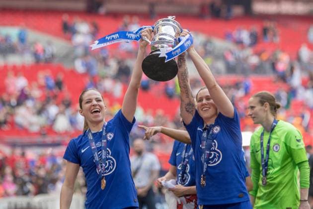 London, England, 14th May 2023: Melanie Leupolz (8 Chelsea) and Katerina Svitkova (13 Chelsea) celebrate with the trophy after the Vitality Womens FA Cup Final game between Chelsea and Manchester United, ManU at Wembley Stadium, London. (Tom Phillips SPP) Copyright: xTomxPhillips SPPx spp-en-ToPh-IMG_7514