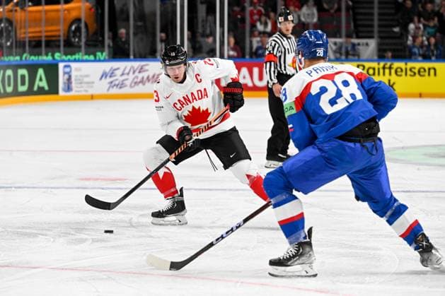 RIGA, LATVIA MAY 15 Tyler Toffoli of Canada enters the offensive zone during the 2023 IIHF Ice Hockey World Championship Finland Latvia game between Slovakia and Canada at Arena Riga on May 15, 2023 in Riga, Latvia Riga Arena Riga Latvia  Copyright: xJustPictures.ch AndreaxBrancax