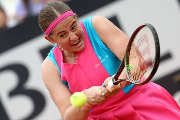Sport Bilder des Tages Rome, Italy 15.05.2023: J.Ostapenko of Latvia during the match against D.Kasatkina of Russia at the Women™s Internazionali BNL d Italia, ATP, Tennis Herren 1000, day 7, tennis tournament at Foro Italico in Rome, Italy on May 15th, 2023.  Copyright: xmarcoxiacobuccix xipa-agency.netx xmarcoxiacobuccix 0 IPA_IPA37952219