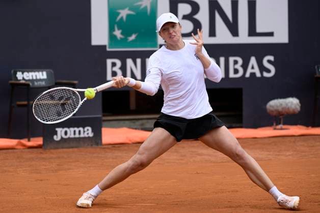 Photo Fabrizio Corradetti LaPresse May 16 2023 Rome, Italy Tennis Internazionali BNL d Italia 2023 Iga Swiatek (POL) vs Donna Vekic (CRO) In the pic: Iga Swiatek (POL)  Copyright: xFabrizioxCorradettix xLaPressex