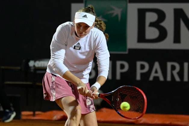 Photo Fabrizio Corradetti LaPresse May 17 2023 Rome, Italy Tennis Internazionali BNL d Italia 2023 Iga & x15a;wi& x105;tek (POL) vs Elen& x105; Rybakina (KAZ) In the pic: Elen& x105; Rybakina (KAZ) Foto Fabrizio Corradetti LaPresse 17 Maggio 2023 Roma, Italia Sport Tennis Internazionali BNL d Italia 2023 Iga & x15a;wi& x105;tek (POL) vs Elen& x105; Rybakina (KAZ) Nella foto: Elen& x105; Rybakina (KAZ) Photo Fabrizio Corradetti LaPresse May 17 2023 Rome, Italy Sport Tennis Internazionali BNL d Italia 2023 Iga & x15a;wi& x105;tek (POL) vs Elen& x105; Rybakina (KAZ) In the pic: Elen& x105; Rybakina (KAZ)  Copyright: xFabrizioxCorradettix xLaPressex
