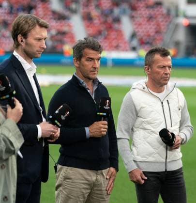 18 05 2023, xsltx, Football UEFA Europa League, Bayer 04 Leverkusen AS Rom emspor, v l Concentrated soccer expertise Simon Rolfes Managing Director Sports Bayer 04 Leverkusen , Karl Heinz Riedle, Lothar Matthäus DFL DFB REGULATES PROHIBIT ANY USE OF PHOTOGRAPHS as IMAGE SEQUENCES and or QUASI VIDEO Leverkusen