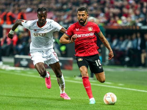 Kerem Demirbay Bayer 04 Leverkusen, 10 in a duel against Tammy Abraham AS Rome, 09, GER, Bayer 04 Leverkusen vs AS Rome, UEFA Europa League 2022 23, semifinal second leg, 18 05 2023, GER, Bayer 04 Leverkusen vs AS Rome, UEFA Europa League 2022 23, semifinal second leg, 18 05 2023, Photo Eibner Press Photo Gabriel Boia Leverkusen. Copyright: xGabrielxBoiax EP_EER