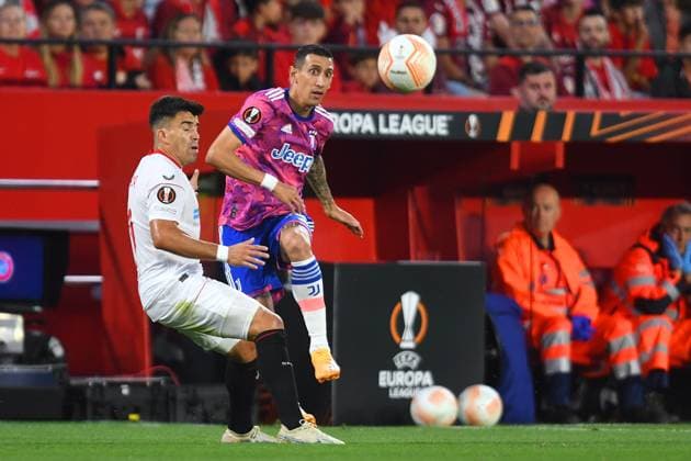 Photo Juan Jos& xe8; Ubeda LaPresse May 18, 2023 - Sevilla, Spain - Soccer - Siviglia Vs FC Juventus - UEFA Europa League 2022 2023 semi final second leg - Stadio Ram& xf3;n S& xe1;nchez Pizju& xe1;n. In the photo: Marcos Acuna (Siviglia) and Angel Di Maria (Juventus)  Copyright: xJuanxJos& xe8;xUbeda LaPresse Jux