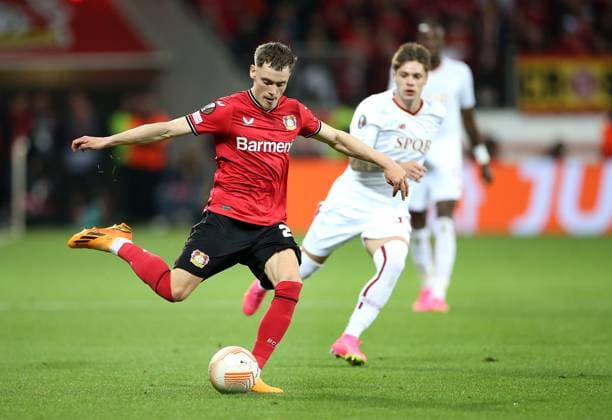18 05 2023, Football UEFA Europa League 2022 2023, Semifinal, Bayer 04 Leverkusen AS Roma, at BayArena Leverkusen L R Florian Wirtz Bayer Leverkusen vs Edoardo Bove AS Roma DFL and DFB regulations prohibit any use of photographs as image sequences and or quasi video