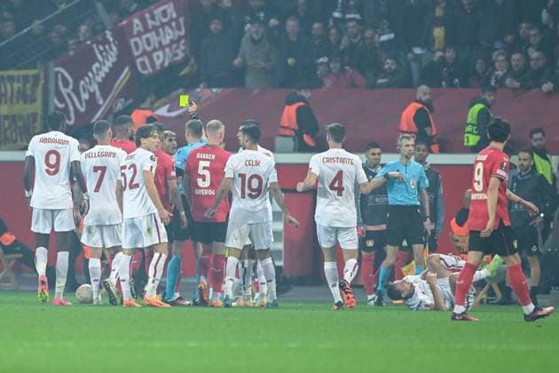 GER, Europa League, Semifinal, Bayer 04 Leverkusen AS Rome 18 05 2023, BayArena , Leverkusen , GER, Europa League, Semifinal, Bayer 04 Leverkusen AS Rome in picture picture shows yellow card for Exequiel Palacois Bayer Leverkusen 25 nordphotoxGmbHx xTeresaxKroeger nordphoto00008