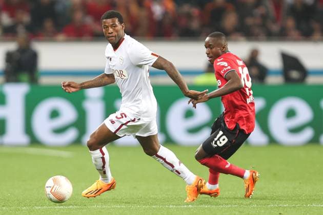 Germany, Leverkusen, 18 05 2023, BayArena, Bayer 04 Leverkusen AS Roma Uefa Europa Leaque, Georginio Wijnaldum AS Roma and Moussa Diaby Bayer 04 Bayer 04 Leverkusen battle for the ball Leverkusen BayArena North Rhine Westfalia Germany  eu-images-678