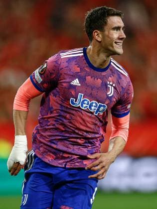 Mandatory Credit: Photo by Pressinphoto Shutterstock (13919470ac) Dusan Vlahovic of Juventus celebrates after scoring the 0-1 Sevilla FC V Juventus, UEFA Europa League, Semi-Finals, 2nd leg. Football, Ramon Sanchez Pizjuan Stadium, Sevilla, Spain - 18 May 2023 Editorial use only Sevilla FC V Juventus, UEFA Europa League, Semi-Finals, 2nd leg. Football, Ramon Sanchez Pizjuan Stadium, Sevilla, Spain - 18 May 2023 Editorial use only  Copyright: xPressinphoto Shutterstockx 13919470ac