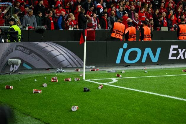 GER, Europa League, semifinal, Bayer 04 Leverkusen AS Rome 18 05 2023, BayArena , Leverkusen , GER, Europa League, semifinal, Bayer 04 Leverkusen AS Rome in picture shows beer cup at corner flag nordphotoxGmbHx xTeresaxKroeger nordphoto00008