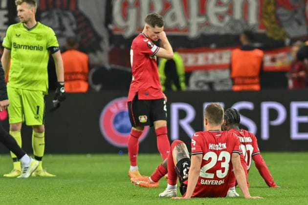 The players of Leverkusen dissatisfied disappointed dejected frustrated, 18 05 2023 Football Europa League, Bayer 04 Leverkusen vs AS Rome, BayArena, Leverkusen, NRW Germany Copyright: xpepphotox xHorstxMauelshagenx pep00321, pep_20230518_hm