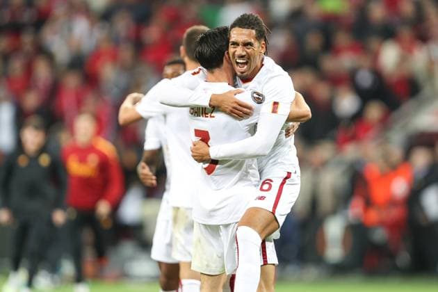 Germany, Leverkusen, 18 05 2023, BayArena, Bayer 04 Leverkusen AS Rome Uefa Europa Leaque, Roger Ibanez AS Rome and Chris Smalling AS Rome celebrate after winning Leverkusen BayArena North Rhine Westfalia Germany  eu-images-678