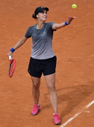 May 19, 2023, ROME: Anhelina Kalinina of Ukraine in action during her women s singles semifinal match against Veronika Kudermetova of Russia (not pictured) at the Italian Open tennis tournament in Rome, Italy, 19 May 2023. ANSA ETTORE FERRARI ROME - ZUMAa110 20230519_zaf_a110_040 Copyright: xEttorexFerrarix