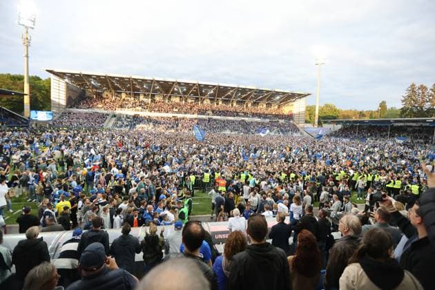 Darmstadt celebrates promotion, SV Darmstadt 98 vs FC Magdeburg, 2 Football Bundesliga, Football, 33 Matchday, 19 5 2023, DFL REGULATES PROHIBIT ANY USE OF PHOTOGRAPHS AS IMAGE SEQUENCES AND OR QUASI hVIDEO, SV Darmstadt 98 vs FC Magdeburg, 2 Football Bundesliga, Football, 33 Matchday, 19 5 2023 Darmstadt Copyright: xEibner-Pressefoto JoergxNiebergax EP_EER