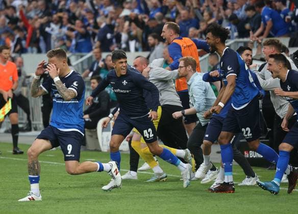 Darmstadt celebrates promotion, SV Darmstadt 98 vs FC Magdeburg, 2 Football Bundesliga, Football, 33 Matchday, 19 5 2023, DFL REGULATES PROHIBIT ANY USE OF PHOTOGRAPHS AS IMAGE SEQUENCES AND OR QUASI hVIDEO, SV Darmstadt 98 vs FC Magdeburg, 2 Football Bundesliga, Football, 33 Matchday, 19 5 2023 Darmstadt Copyright: xEibner-Pressefoto JoergxNiebergax EP_EER