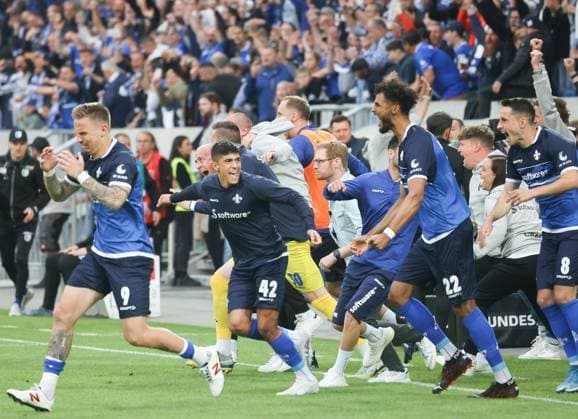 Darmstadt celebrates promotion, SV Darmstadt 98 vs FC Magdeburg, 2 Football Bundesliga, Football, 33 Matchday, 19 5 2023, DFL REGULATES PROHIBIT ANY USE OF PHOTOGRAPHS AS IMAGE SEQUENCES AND OR QUASI hVIDEO, SV Darmstadt 98 vs FC Magdeburg, 2 Football Bundesliga, Football, 33 Matchday, 19 5 2023 Darmstadt Copyright: xEibner-Pressefoto JoergxNiebergax EP_EER