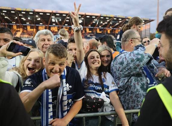 19 05 2023, xdcx, football 2 Bundesliga, SV Darmstadt 98 1 FC Magdeburg, emonline, emspor, despor, v l , Darmstadt fans cheer promotion DFL DFB REGULATES PROHIBIT ANY USE OF PHOTOGRAPHS AS IMAGE SEQUENCES AND OR QUASI VIDEO Copyright: HMBxMedia Claus