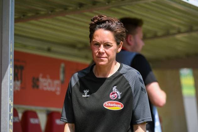 Football FLYERALARM Womens Bundesliga 21 Matchday 22 23 SC Freiburg vs 1 FC Koeln 21 05 2023 Nicole Bender Rummler 1 FC Koeln Coach Football FLYERALARM Womens Bundesliga SC Freiburg vs 1 FC Koeln on Sunday, May 21, 2023 at Dreisamstadion in Freiburg im Breisgau DFL REGULATIONS PROHIBIT ANY USE OF PHOTOGRAPHS AS IMAGE SEQUENCES AND OR QUASI VIDEO Copyright: xBEAUTIFULxSPORTS GerdxGruendlx