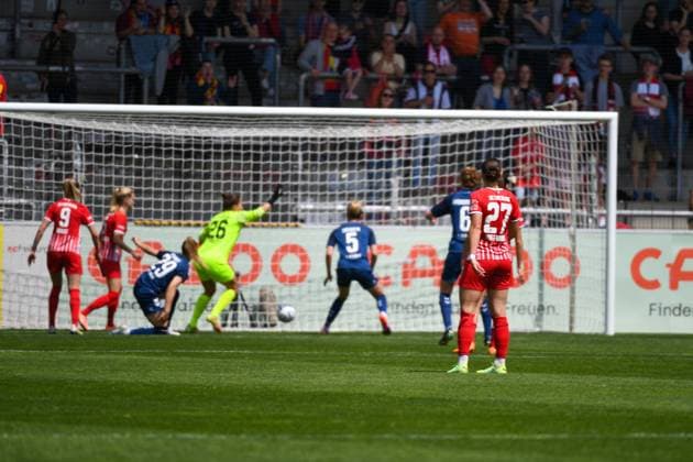 Football FLYERALARM Womens Bundesliga 21 Matchday 22 23 SC Freiburg vs 1 FC Koeln 21 05 2023 Goal to 1 0 for 1 FC Koeln by Genessee Puntigam 1 FC Koeln 13 Football FLYERALARM Womens Bundesliga SC Freiburg vs 1 FC Koeln on Sunday, May 21, 2023 at Dreisamstadion in Freiburg im Breisgau DFL REGULATIONS PROHIBIT ANY USE OF PHOTOGRAPHS AS IMAGE SEQUENCES AND OR QUASI VIDEO Copyright: xBEAUTIFULxSPORTS GerdxGruendlx