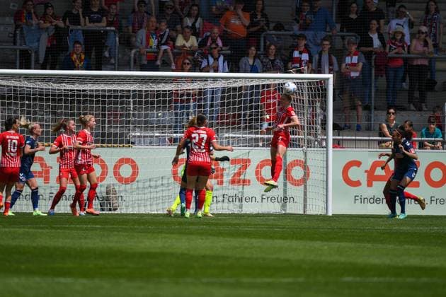 Football FLYERALARM Womens Bundesliga 21 Matchday 22 23 SC Freiburg vs 1 FC Koeln 21 05 2023 Janina Minge SC Freiburg 9 clears the ball with her head Football FLYERALARM Womens Bundesliga SC Freiburg vs 1 FC Koeln on Sunday, May 21, 2023 at the Dreisamstadion in Freiburg im Breisgau DFL REGULATIONS PROHIBIT ANY USE OF PHOTOGRAPHS AS IMAGE SEQUENCES AND OR QUASI VIDEO Copyright: xBEAUTIFULxSPORTS GerdxGruendlx