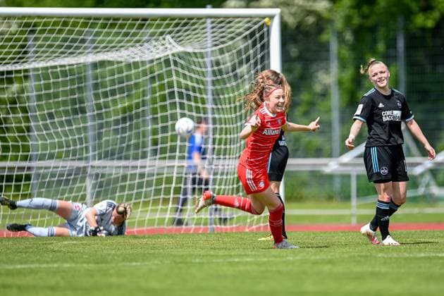 Marlene Wild FCB, 3 scores 1 0 and turns away jubilant, jubilation, goal celebration, celebrate the goal, goal, celebration, jubilation about the goal, optimistic, action, action , Lea Paulick goalkeeper, Nuremberg, 1 beaten, Nuremberg players looking disappointed, disappointment, frustration, disappointed, pessimistic, 21 05 2023, Aschheim Germany , Football,2 Women Bundesliga, FC Bayern München II 1 FC Nürnberg, DFB DFL REGULATES PROHIBIT ANY USE OF PHOTOGRAPHS AS IMAGE SEQUENCES AND OR QUASI VIDEO xslx
