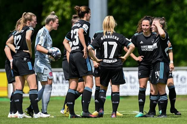 Nuremberg players after the goal to 1 0 looking disappointed, disappointment, frustration, disappointed, pessimistic, 21 05 2023, Aschheim Germany , Fussball,2 Frauen Bundesliga, FC Bayern München II 1 FC Nürnberg, DFB DFL REGULATIONS PROHIBIT ANY USE OF PHOTOGRAPHS AS IMAGE SEQUENCES AND OR QUASI VIDEO xslx