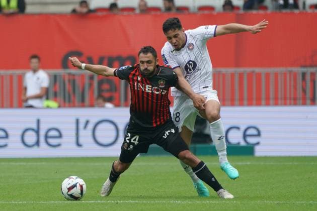 GaÃ«tan Laborde (OGC Nice) - Fares Chaibi (Toulouse) FOOTBALL : OGC Nice vs Toulouse - Ligue 1 Uber Eats - Nice - 21 05 2023 NorbertScanella Panoramic 