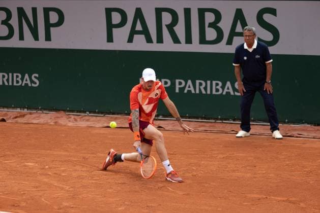 TENNIS - ATP, Tennis Herren French Open 2023 PARIS,FRANCE,22.MAY.23 - TENNIS - ATP World Tour, French Open, Roland Garros, Grand Slam, qualification. Image shows Dennis Novak (AUT).  GEPAxpictures xFrancoisxAsal