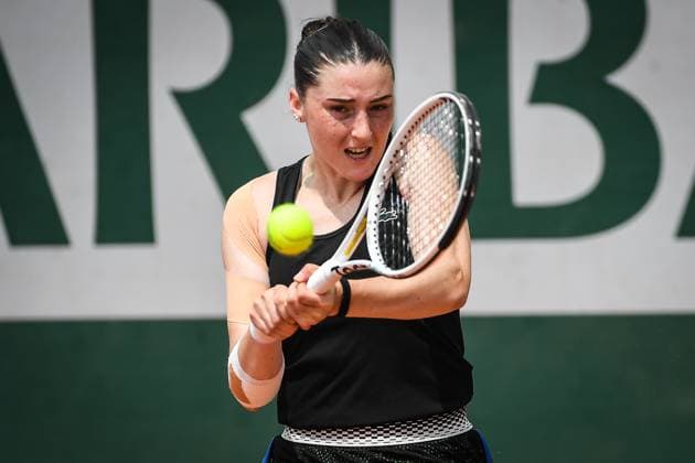 May 23, 2023, Paris, France, France: Elsa JACQUEMOT of France during the second qualifying day of Roland-Garros 2023, French Open 2023, Grand Slam tennis tournament at the Roland-Garros Stadium on May 23, 2023 in Paris, France. Paris France - ZUMAm308 20230523_zsp_m308_020 Copyright: xMatthieuxMirvillex