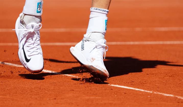 Mandatory Credit: Photo by Javier Garcia Shutterstock (13924795af) Jannik Sinner Nike shoe detail as he practices French Open Tennis, Wednesday Qualifying and Previews, Roland Garros, Paris, France - 24 May 2023 French Open Tennis, Wednesday Qualifying and Previews, Roland Garros, Paris, France - 24 May 2023  Copyright: xJavierxGarcia Shutterstockx 13924795af