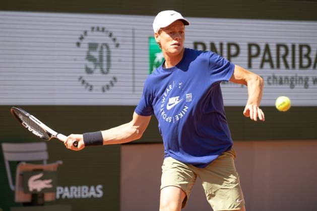 TENNIS - ATP, Tennis Herren French Open 2023 PARIS,FRANCE,24.MAY.23 - TENNIS - ATP World Tour, French Open, Roland Garros, Grand Slam, training. Image shows Jannik Sinner (ITA).  GEPAxpictures xFrancoisxAsal