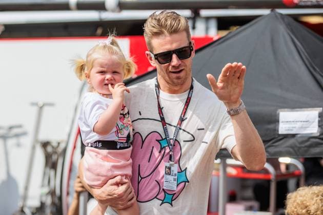 Sport Themen der Woche KW21 Nico Huelkenberg (Haas F1 Team) mit Tochter Noemi Sky, Grosser Preis von Monaco, Motorsport, Formel 1, Saison 2023, 25.05.2023 Grosser Preis von Monaco, Motorsport, Formel 1, Saison 2023, 25.05.2023 *** Nico Huelkenberg Haas F1 Team with daughter Noemi Sky, Monaco Grand Prix, Motorsports, Formula 1, 2023 season, 25 05 2023 Monaco Grand Prix, Motorsports, Formula 1, 2023 season, 25 05 2023 Copyright: xEibner-Pressefoto AlexanderxNeisx EP_ANS