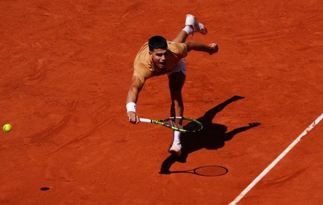 Mandatory Credit: Photo by Javier Garcia Shutterstock (13924802y) Carlos Alcaraz practices on Philippe Chartier Court for the first time in the 2023 tournament French Open Tennis, Wednesday Qualifying and Previews, Roland Garros, Paris, France - 25 May 2023 French Open Tennis, Wednesday Qualifying and Previews, Roland Garros, Paris, France - 25 May 2023  Copyright: xJavierxGarcia Shutterstockx 13924802y