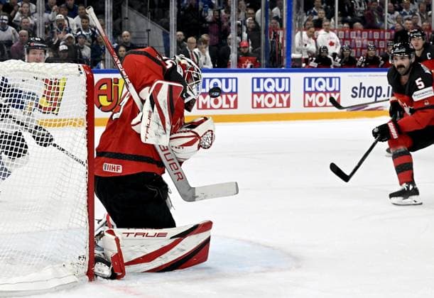 Goalkeeper Samuel Montembeault of Canada makes a save during the 2023 IIHF Ice hockey, Eishockey World Championships quarterfinal match between Canada and Finland in Tampere on May 25, 2023. Tampere Finland LKFTJK20230525205408OHVK  Copyright: xEmmixKorhonenx LKFTJK20230525205408OHVK