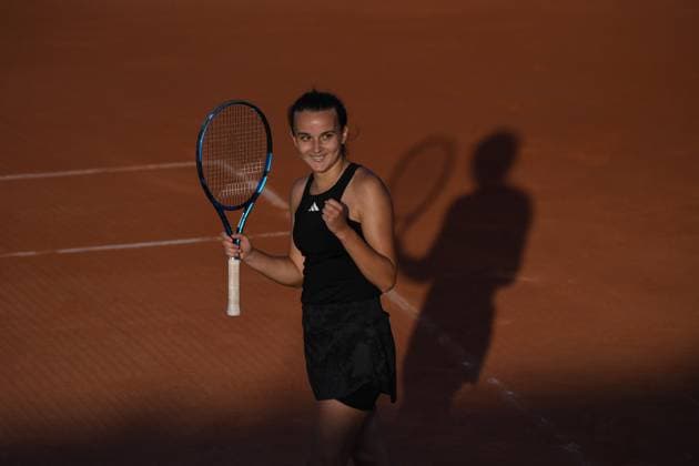 Tennis : Internationaux de Strasbourg 2023 - France - Clara Burel - France Tennis : Internationaux de Strasbourg 2023 - France - 25 05 23 ChrysleneCaillaud Panoramic 