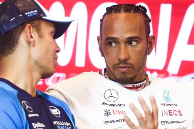 F1 Grand Prix Of Monaco Lewis Hamilton of Mercedes and Alexander Albon of Williams are seen during a press conference, PK, Pressekonferenz ahead of the F1 Grand Prix of Monaco at Circuit de Monaco on May 25, 2023 in Monte-Carlo, Monaco. Monaco Monaco  Copyright: xBeataxZawrzelx originalFilename:zawrzel-f1grandp230525_npfhL.jpg
