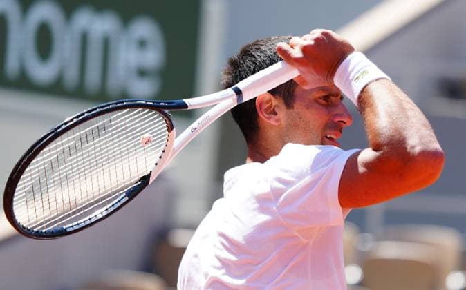 Mandatory Credit: Photo by Javier Garcia Shutterstock (13924802cv) Novak Djokovic practices French Open Tennis, Wednesday Qualifying and Previews, Roland Garros, Paris, France - 25 May 2023 French Open Tennis, Wednesday Qualifying and Previews, Roland Garros, Paris, France - 25 May 2023  Copyright: xJavierxGarcia Shutterstockx 13924802cv