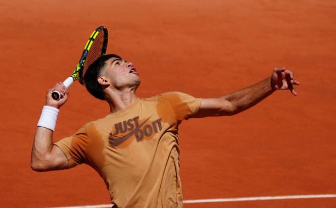 Mandatory Credit: Photo by Javier Garcia Shutterstock (13924802dm) Carlos Alcaraz practices French Open Tennis, Wednesday Qualifying and Previews, Roland Garros, Paris, France - 25 May 2023 French Open Tennis, Wednesday Qualifying and Previews, Roland Garros, Paris, France - 25 May 2023  Copyright: xJavierxGarcia Shutterstockx 13924802dm