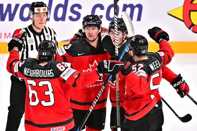 Sport Bilder des Tages Canadian players celebrate fourth goal (4:1) during the quarter-final match Canada vs Finland, within the IIHF Ice hockey, Eishockey World Championship, WM, Weltmeisterschaft on May 24, 2023, in Tampere, Finland. (CTKxPhoto DavidxTanecek) CTKPhotoP2023052510314  CTKPhotoP2023052510314