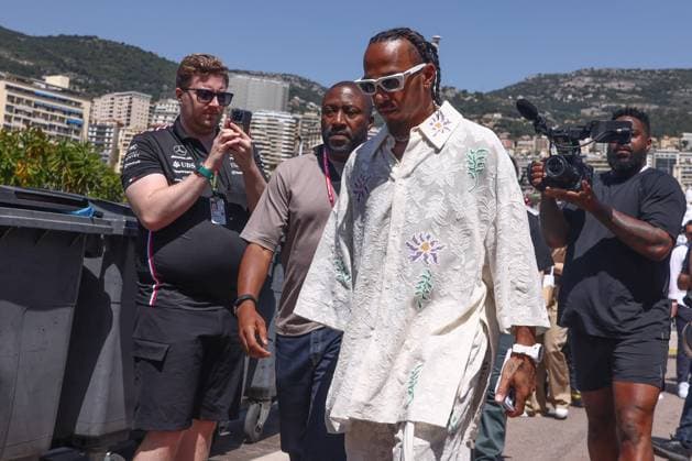 May 26, 2023, Monte Carlo, Monaco: Lewis Hamilton of Mercedes arrives at the paddock ahead of the F1 Grand Prix of Monaco at Circuit de Monaco on May 26, 2023 in Monte-Carlo, Monaco. Monte Carlo Monaco - ZUMAz156 0257989575st Copyright: xBeataxZawrzelx