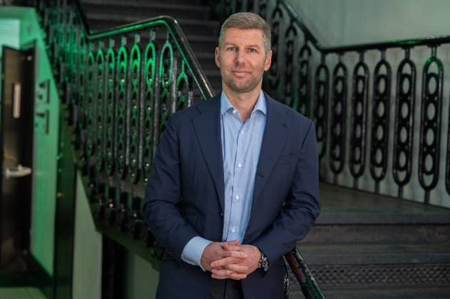 Thomas Hitzlsperger receiving the Football Business Awards Global Ambassador trophy at the Brewery London. 26 May 2023. Kostenfrei lizenzierbar. Can be licensed free of charge. Copyright: xCAPTURISExANTONIOxSALGADOx Thomas Hitzlesperger receiving the Football Business Awards Global Ambassador trophy at the Brewery London. 26 May 2023. 028 copy